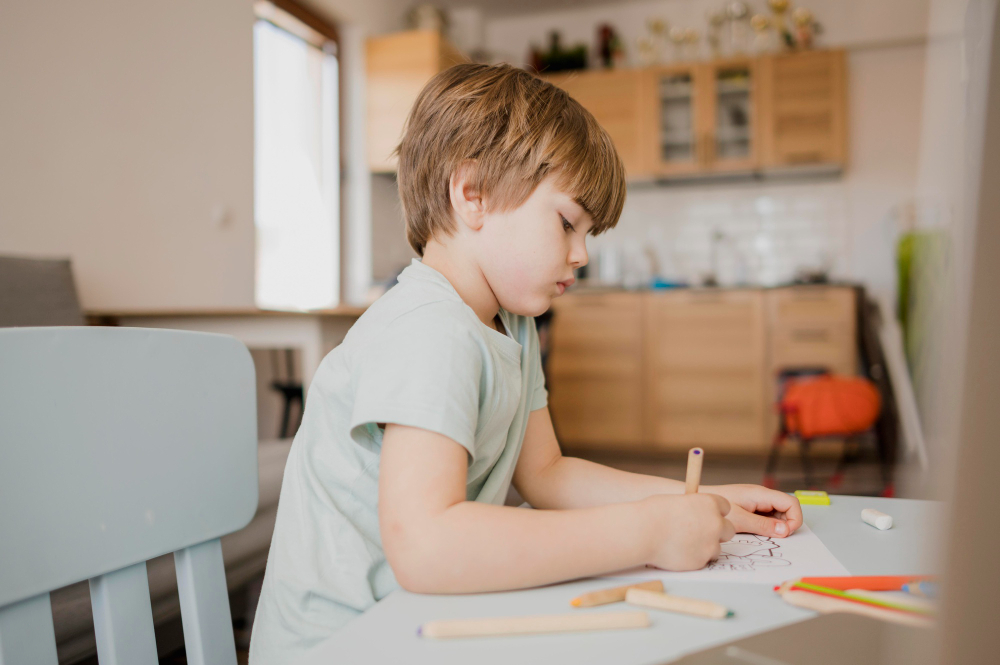child discovering their strengths through a real entrepreneurship project at school KidStartupper