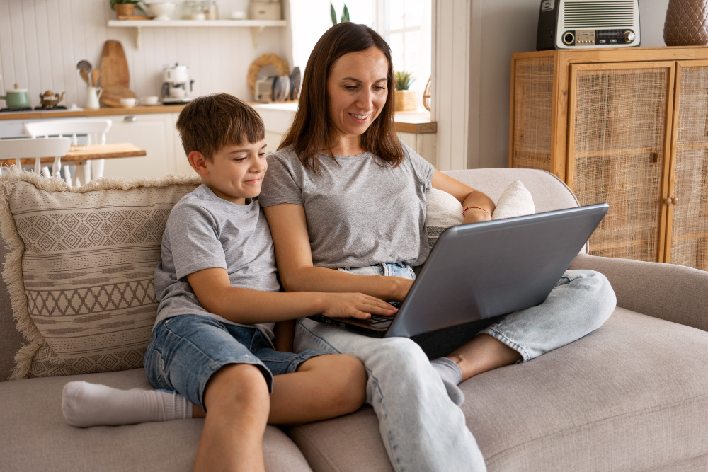 How Parents Can Teach Kids About Money at Home (Step-by-Step Guide)