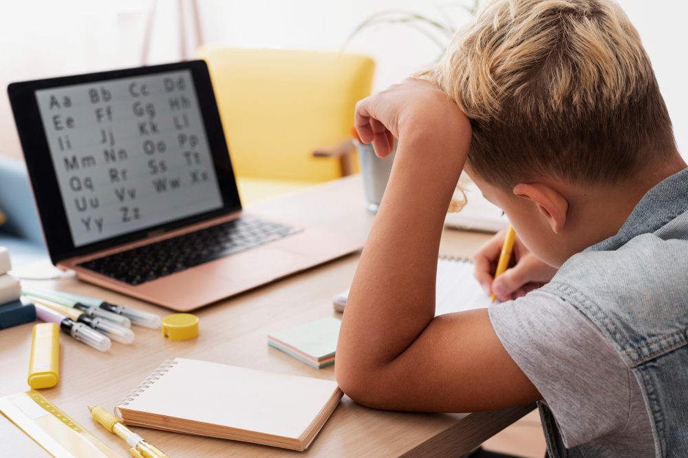 “My Child Has So Many Ideas but Never Finishes Anything” — What Parents Can Do